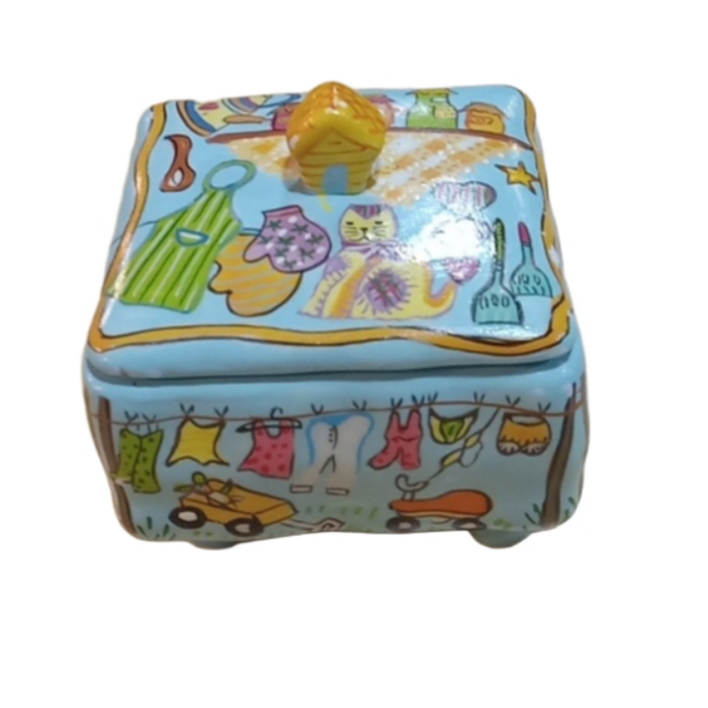 Empress Arts LTD Vintage Ceramic jewelry Box, Hand-painted, vintage, lidded box